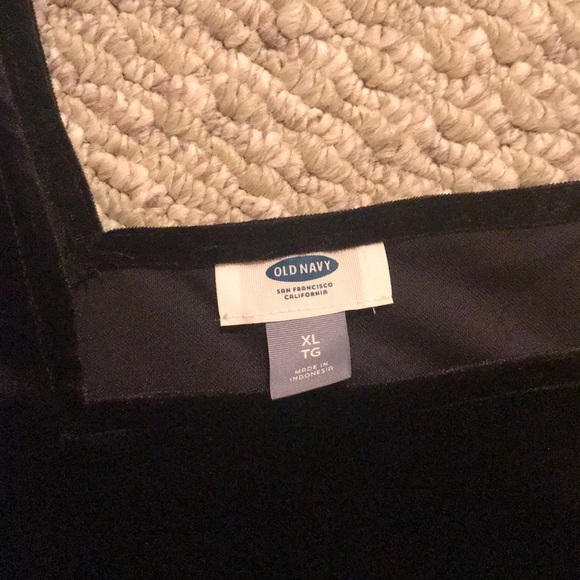 NWOT Old Navy Top - Picture 3 of 3